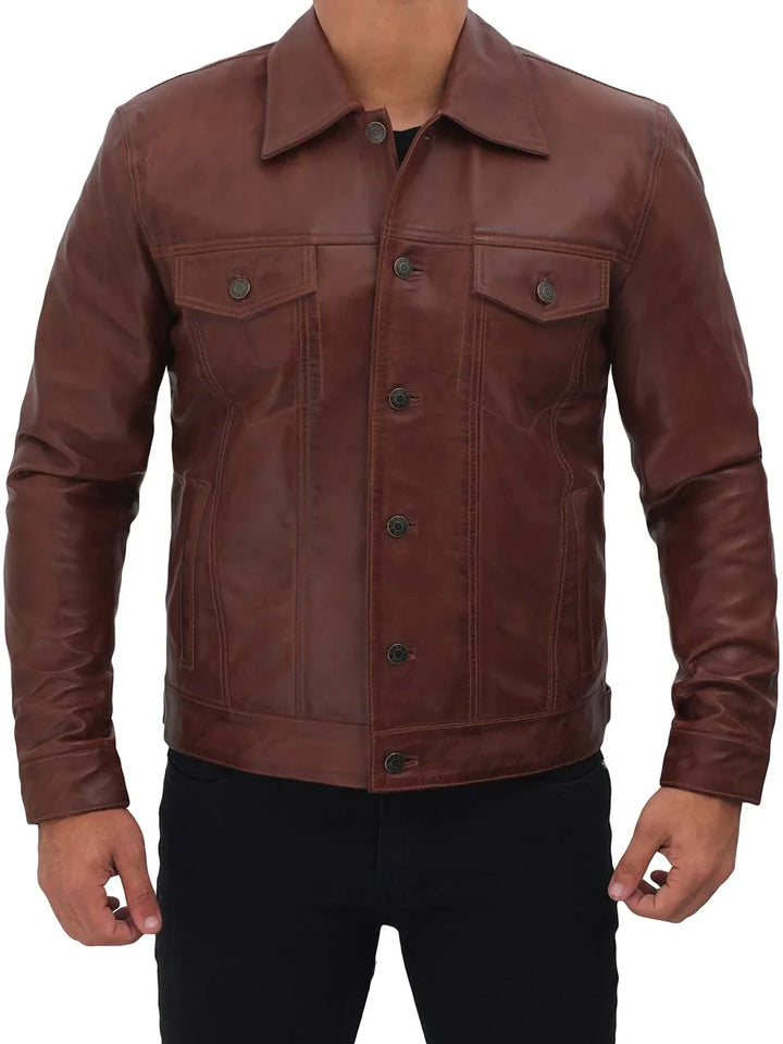 Classic trucker leather jacket
